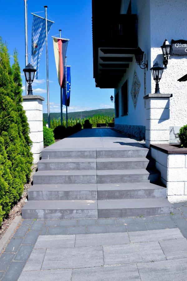 Hotel Bergwiesen - Zimmer Mit Balkon Oder Terasse Lohr am Main Exterior photo